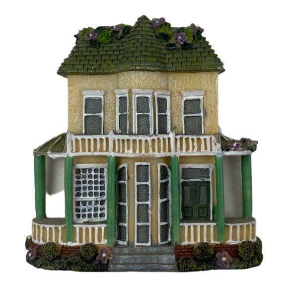 Vintage Victorian Plantation Home Cottagecore Collectible Magnet 2.75" - Picture 1 of 5